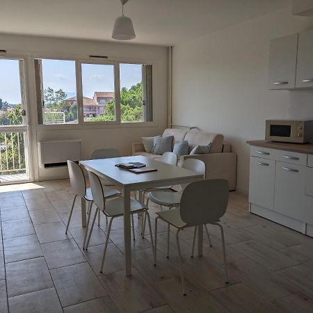 Superbe T2 Proche Des Plages Et Des Commerces Hyeres Exterior photo