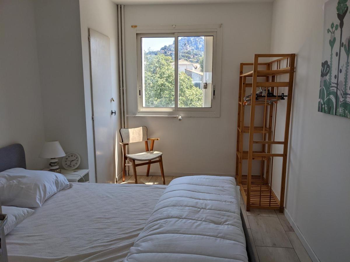 Superbe T2 Proche Des Plages Et Des Commerces Hyeres Exterior photo