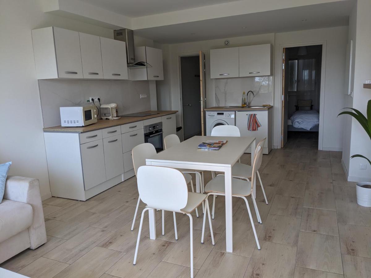 Superbe T2 Proche Des Plages Et Des Commerces Hyeres Exterior photo